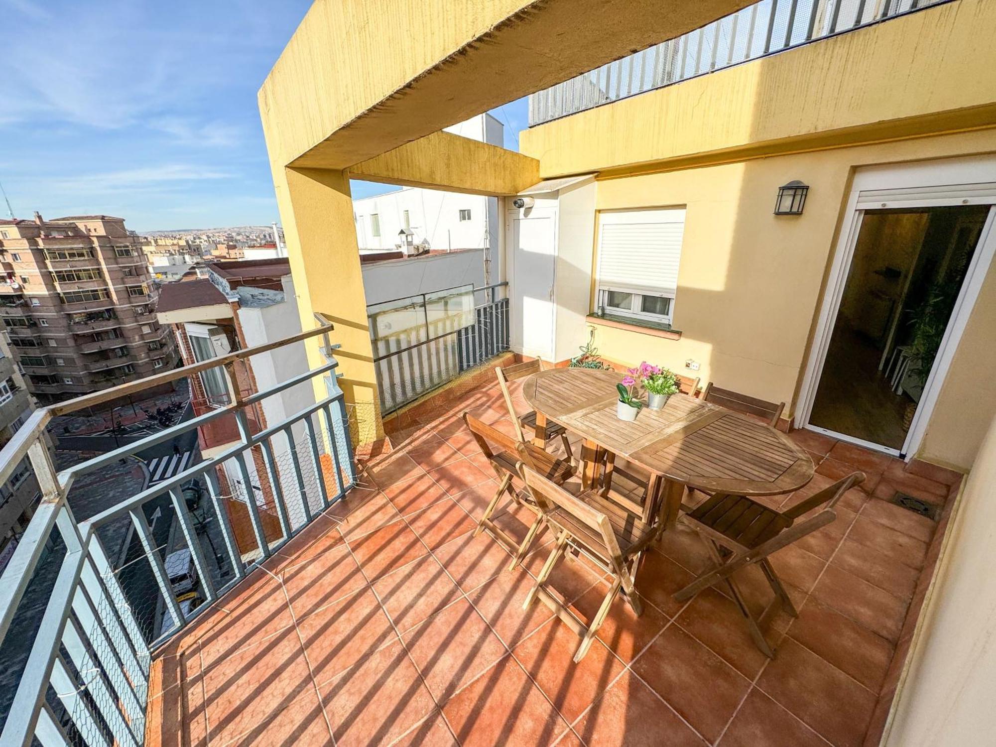 El Puente Del Pilar Comotucasa Σαραγόσα Εξωτερικό φωτογραφία